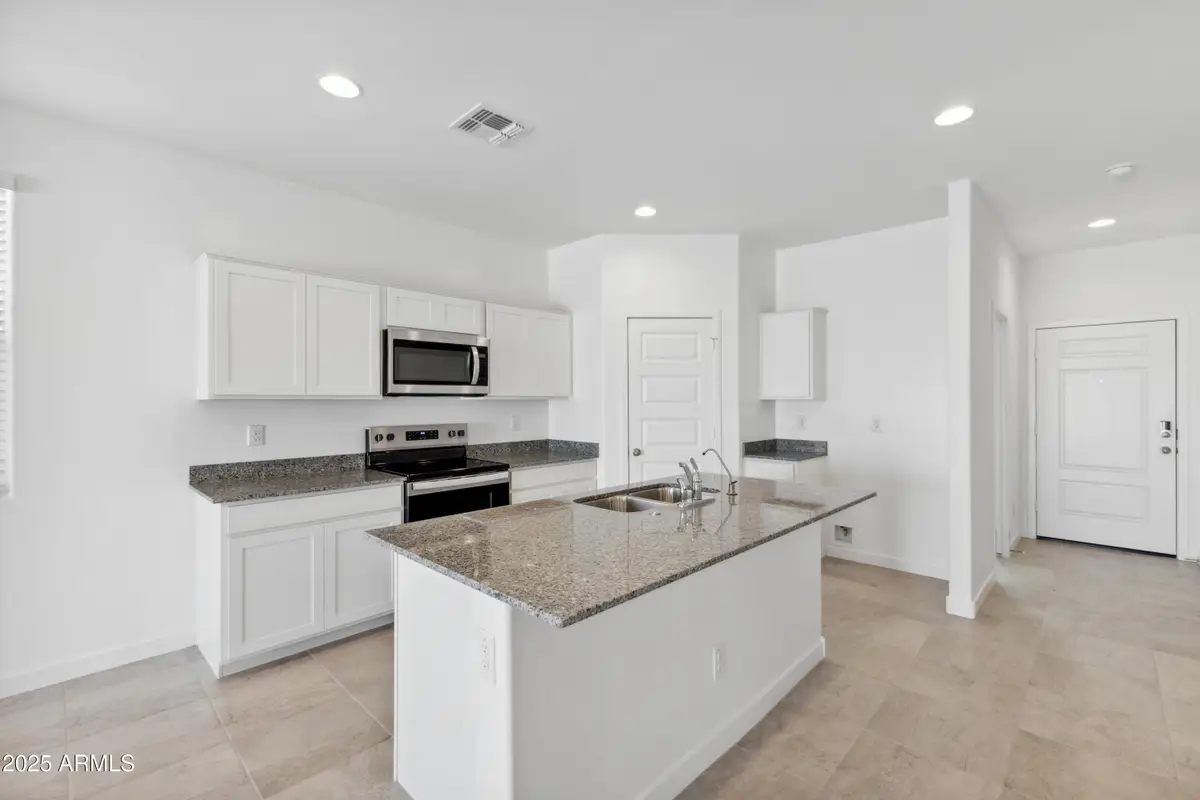 1414 W Bealey Avenue, Coolidge, AZ 85128 - Image #1