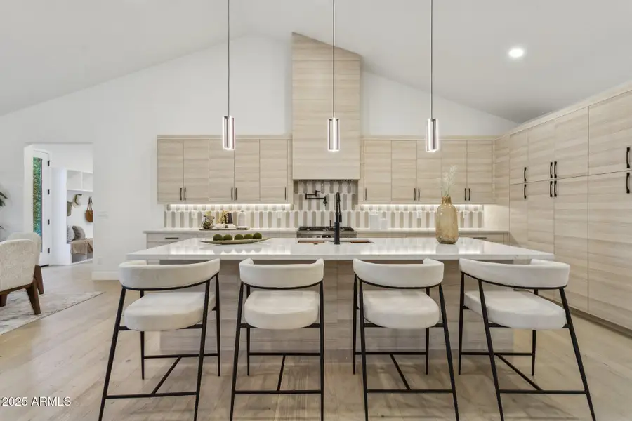 6313 N 10th Drive, Phoenix, AZ 85013 - Image #3