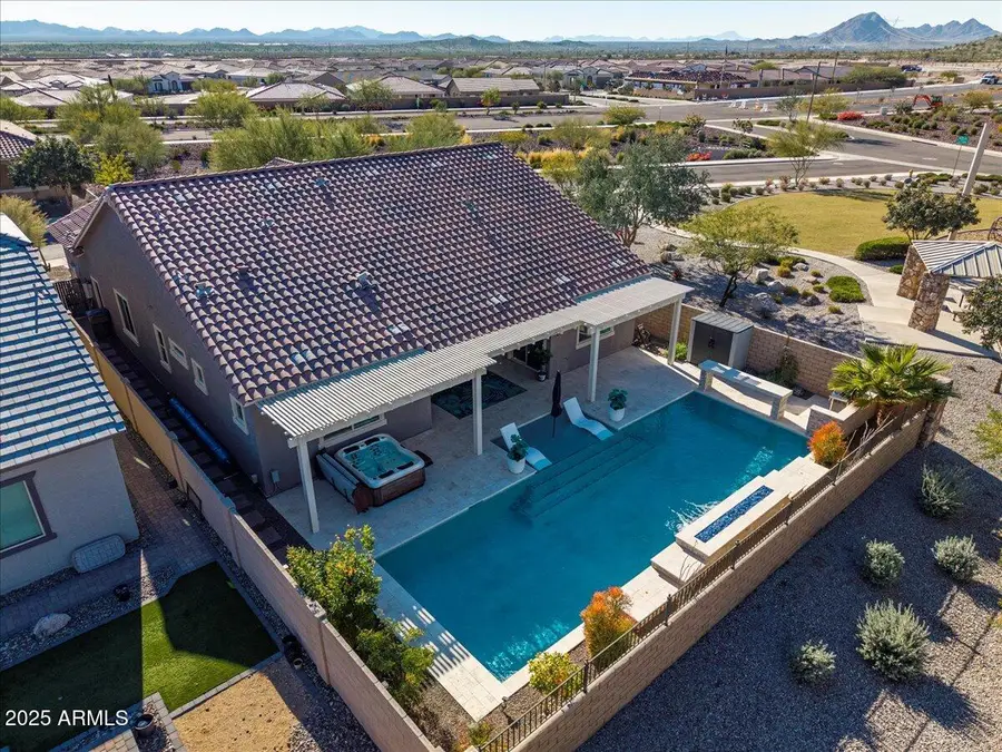 18562 W Thistle Landing Drive, Goodyear, AZ 85338 - Image #3