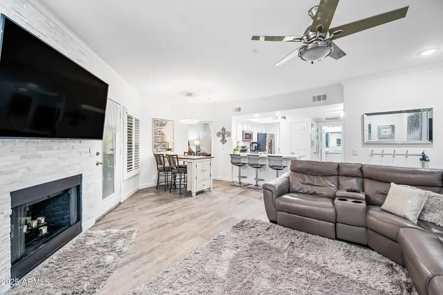 15095 N Thompson Peak Parkway #2046, Scottsdale, AZ 85260 - Image #2