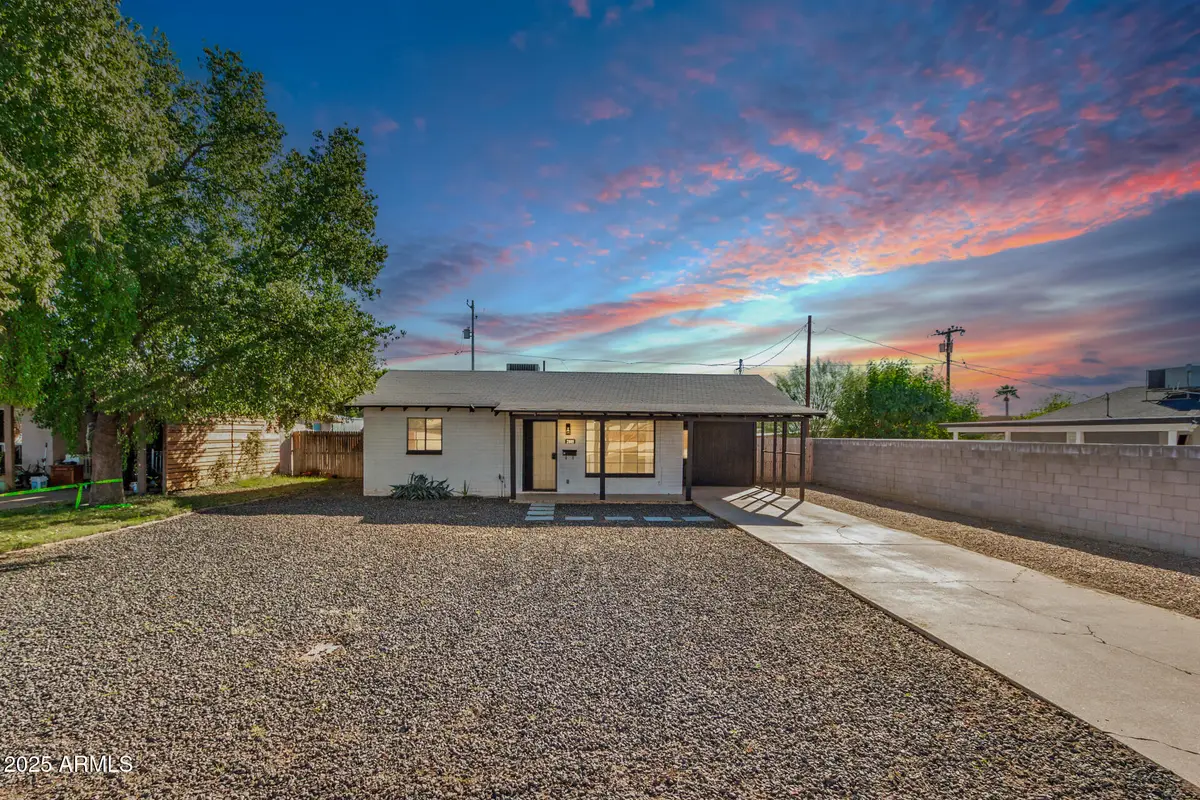 2009 E Clarendon Avenue, Phoenix, AZ 85016 - Image #1