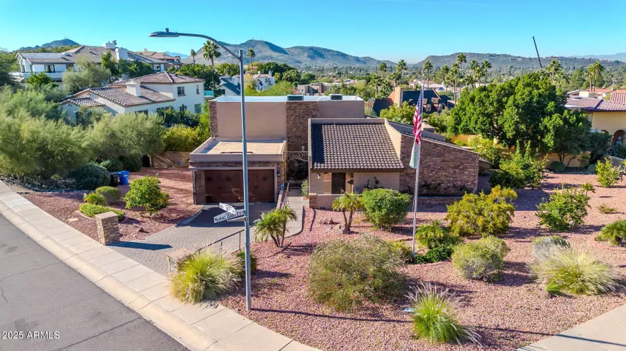 1139 E Coral Gables Drive, Phoenix, AZ 85022 - Image #2