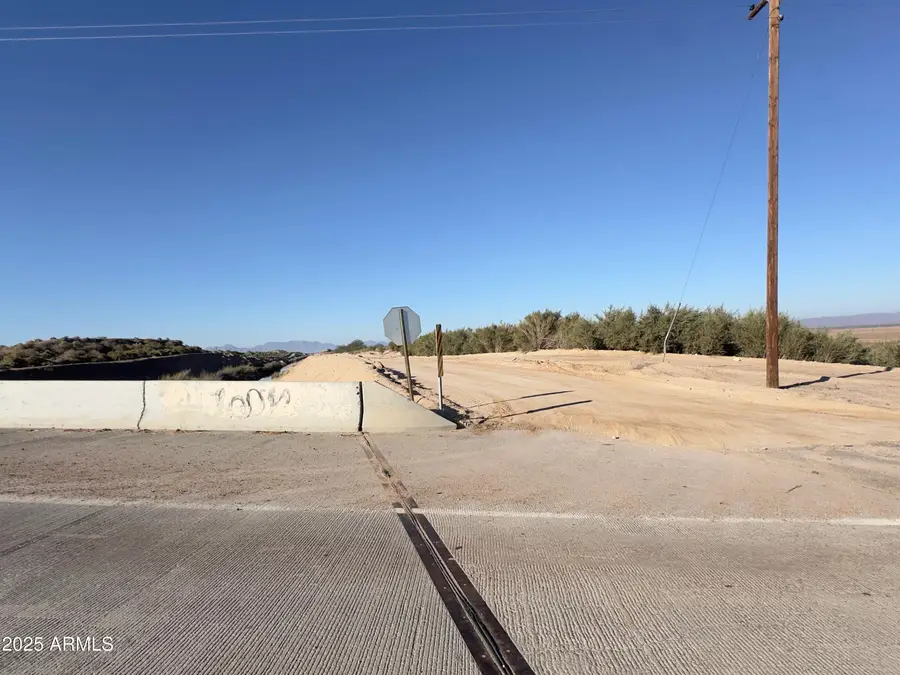 00 S Avenue 33e -- E #3-4, Wellton, AZ 85356 - Image #3