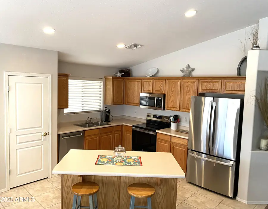 6432 W Villa Linda Drive, Deer Valley, AZ 85310 - Image #2