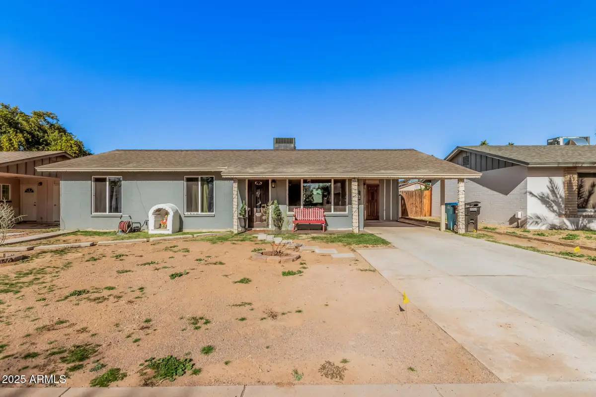 2016 W Windrose Drive, Phoenix, AZ 85029 - Image #1