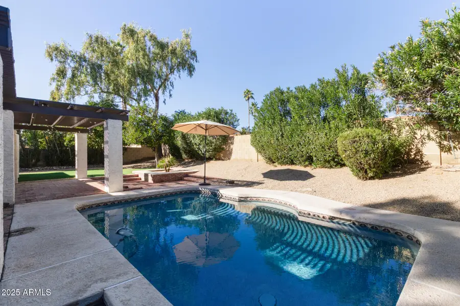 6722 E Grandview Drive, Phoenix, AZ 85254 - Image #2