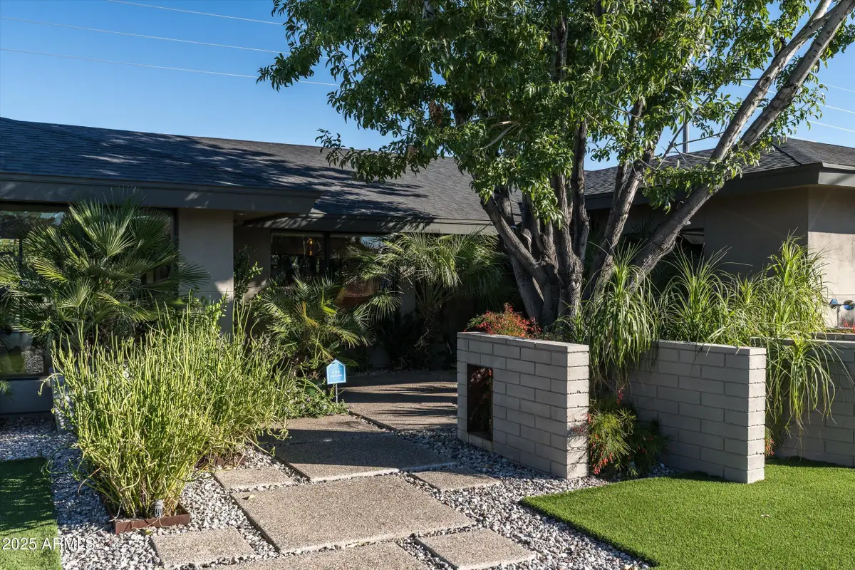 3123 N 47th Place, Phoenix, AZ 85018 - Image #1