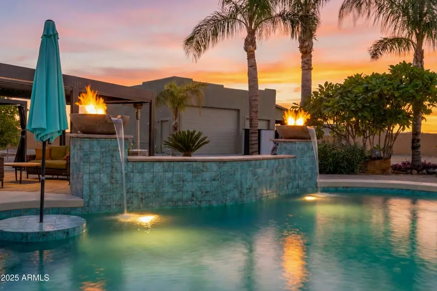 24909 W Red Robin Drive, Wittmann, AZ 85361 - Image #2