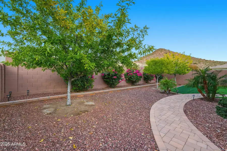 10332 W Buckhorn Trail, Peoria, AZ 85383 - Image #3