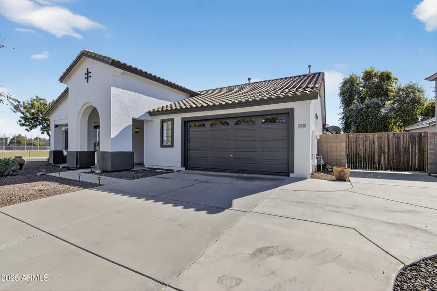 18711 E Raven Drive, Queen Creek, AZ 85142 - Image #2