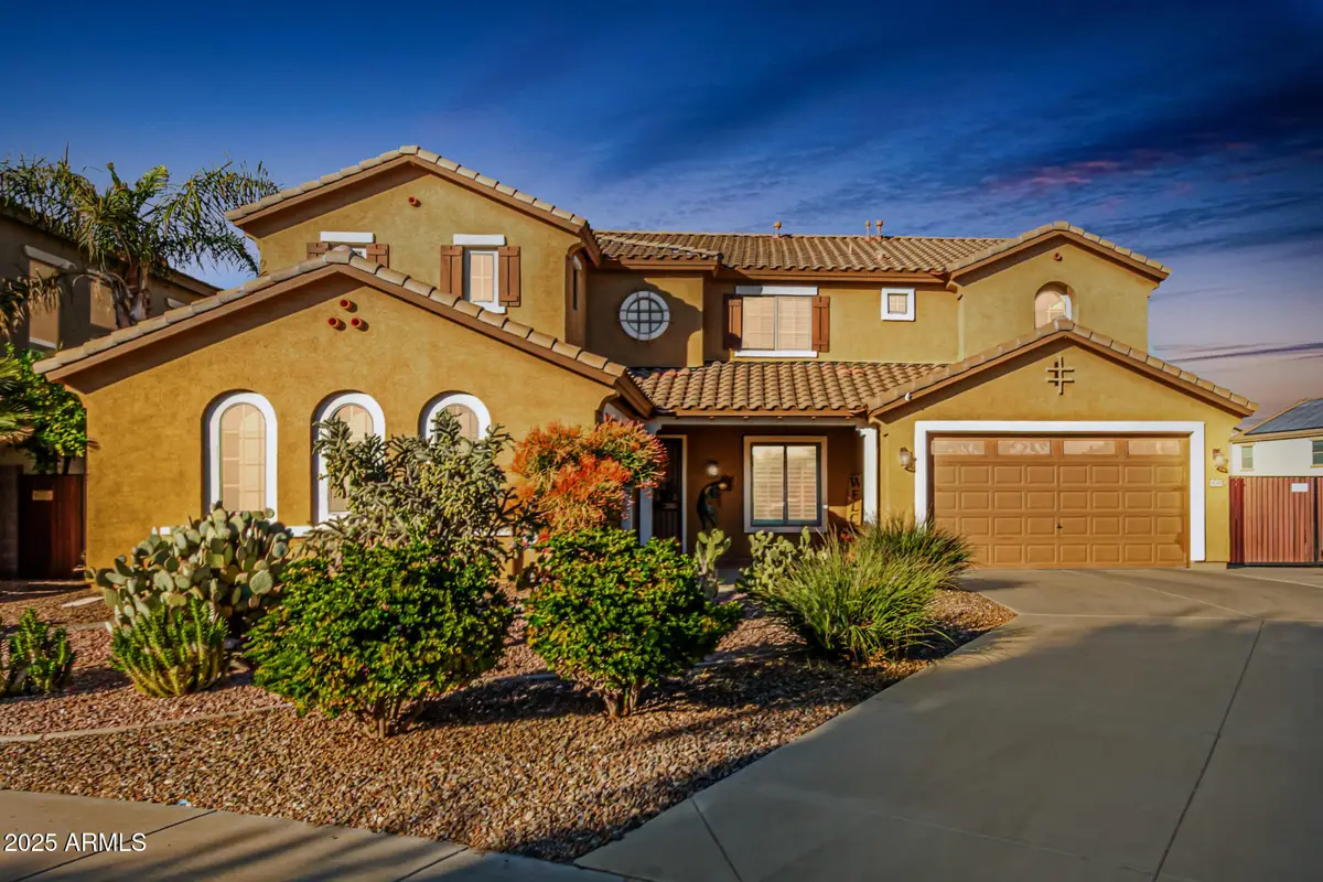 14300 W Lisbon Lane, Surprise, AZ 85379 - Image #1
