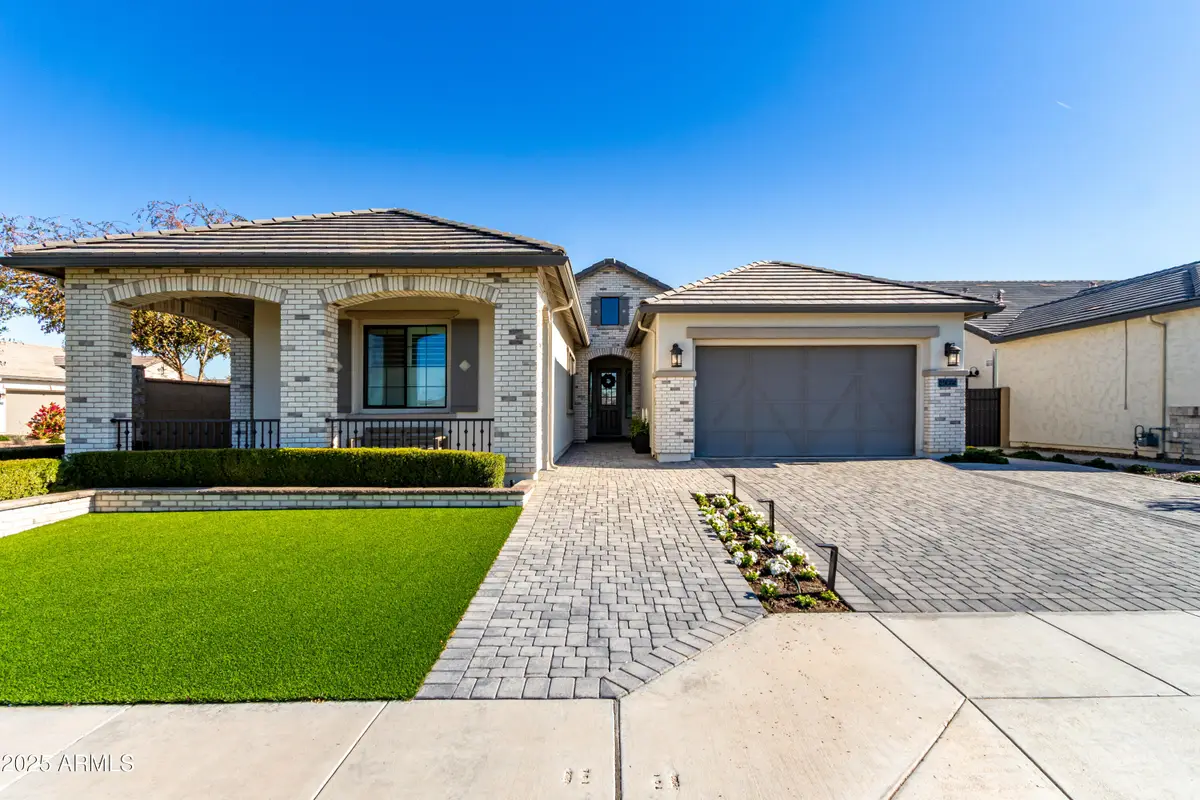 4065 S Debra Drive, Gilbert, AZ 85297 - Image #1