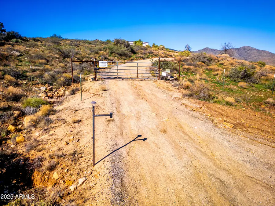 905 N Mountain Lion Pass, El Capitan, AZ 85502 - Image #3