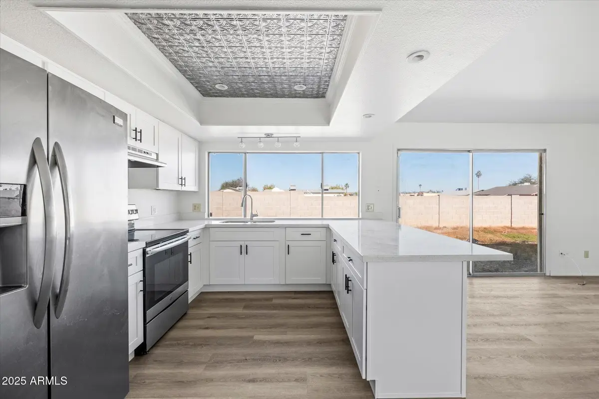 602 W Yale Drive, Tempe, AZ 85283 - Image #1