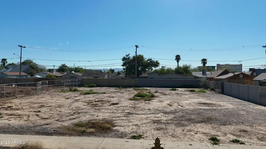 1521 W Mckinley Street #18, Phoenix, AZ 85007 - Image #3