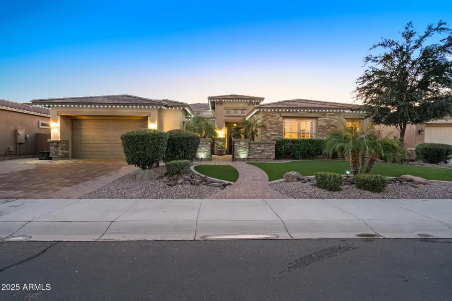 3781 E Chestnut Lane, Gilbert, AZ 85298 - Image #2