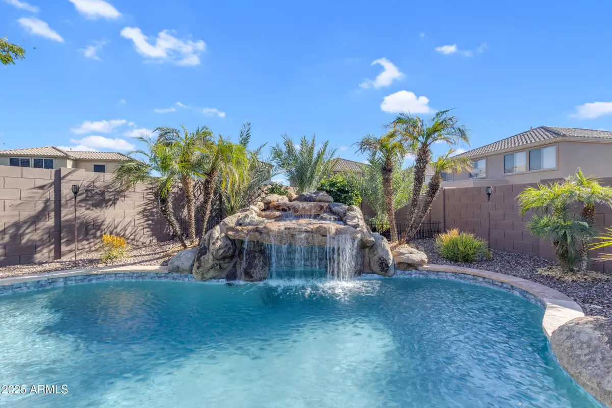 2715 W Cottonwood Lane, Phoenix, AZ 85045 - Image #1