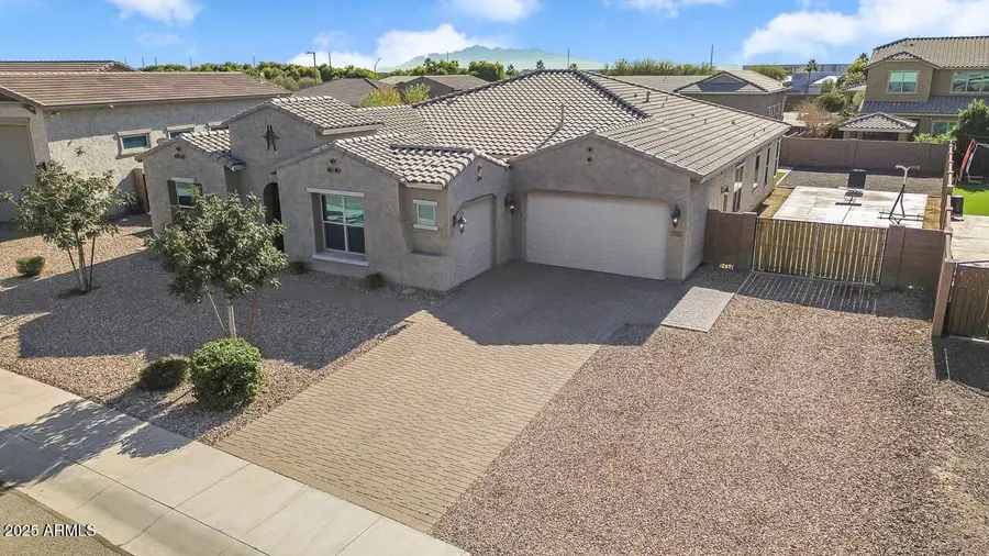 18581 W Hazelwood Street, Goodyear, AZ 85395 - Image #2