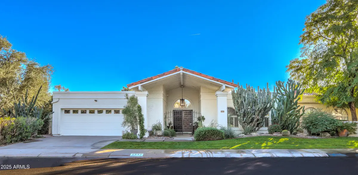 7337 E Echo Lane, Scottsdale, AZ 85258 - #1
