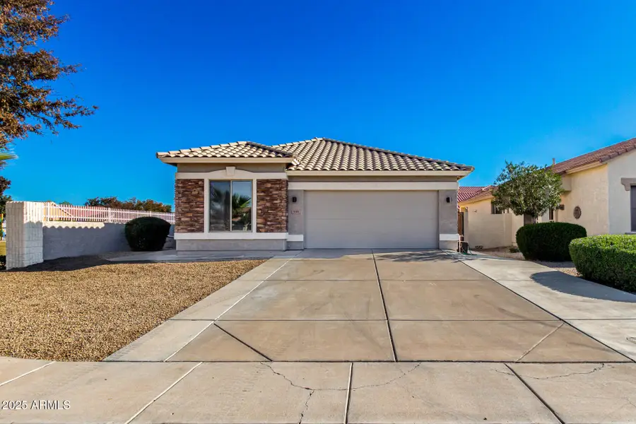939 S Roca Street, Gilbert, AZ 85296 - Image #2
