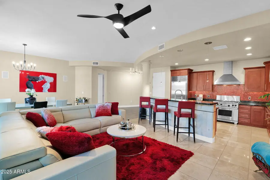 8 Biltmore Estate #116, Phoenix, AZ 85016 - Image #2