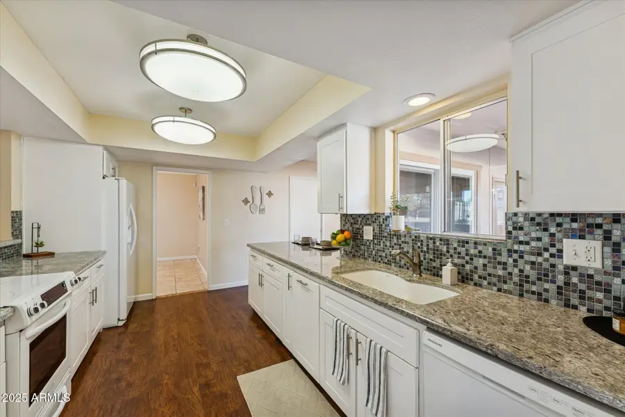 10806 W Cameo Drive, Sun City, AZ 85351 - Image #2