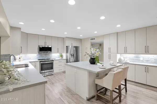 4221 E Emelita Avenue, Mesa, AZ 85206