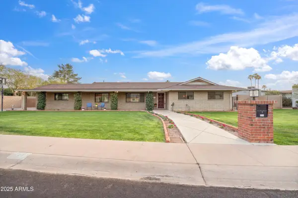 521 E Canterbury Lane, Phoenix, AZ 85022