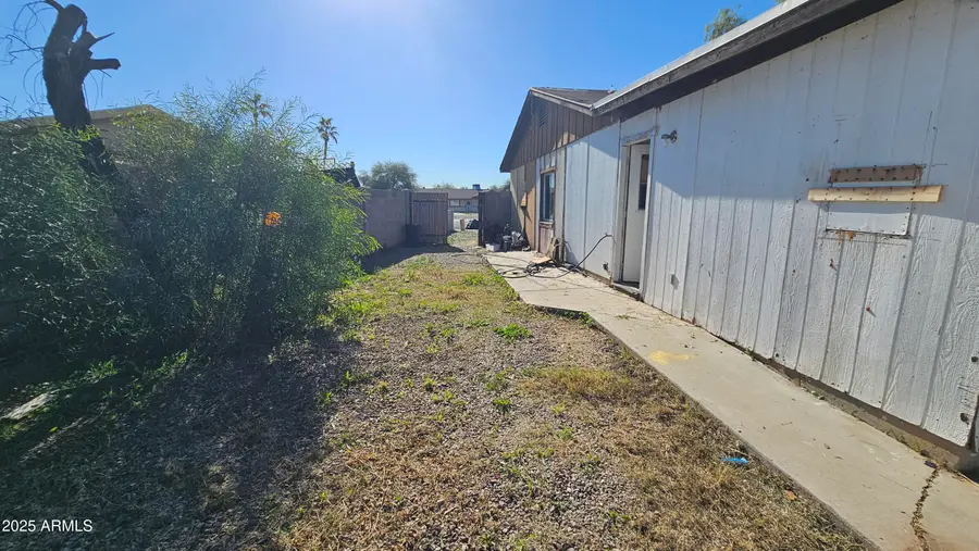 8226 W Meadowbrook Avenue, Phoenix, AZ 85033 - Image #3