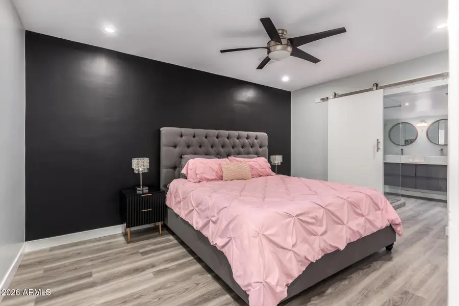 1328 E Weldon Avenue, Phoenix, AZ 85014 - Image #3