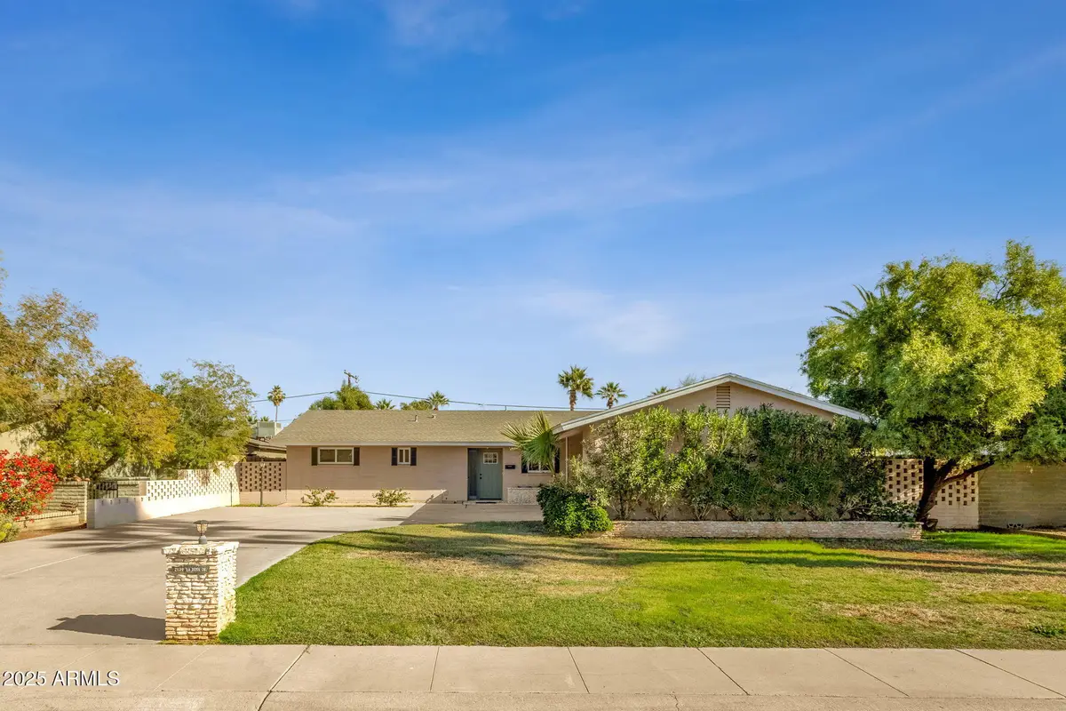 2139 S La Rosa Drive, Tempe, AZ 85282 - Image #1