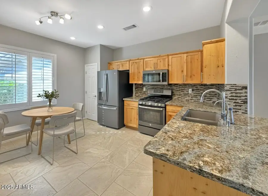 15902 W Summerwalk Drive, Surprise, AZ 85374 - Image #2