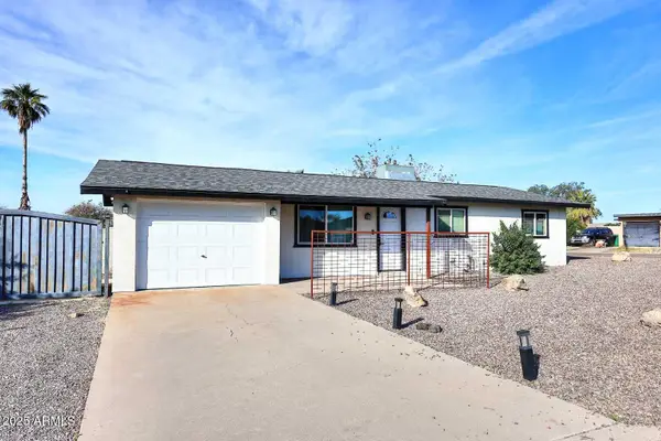902 N 96th Street, Mesa, AZ 85207