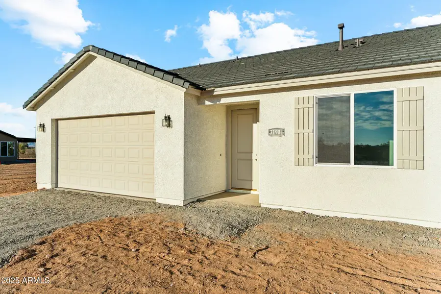 30254 N 238th Lane, Wittmann, AZ 85361 - Image #2