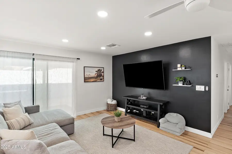 2050 N 71st Street, Scottsdale, AZ 85257 - Image #3