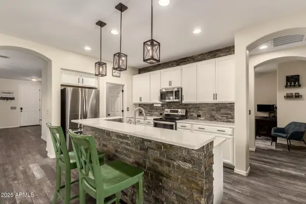 538 W Gum Tree Avenue, San Tan Valley, AZ 85140