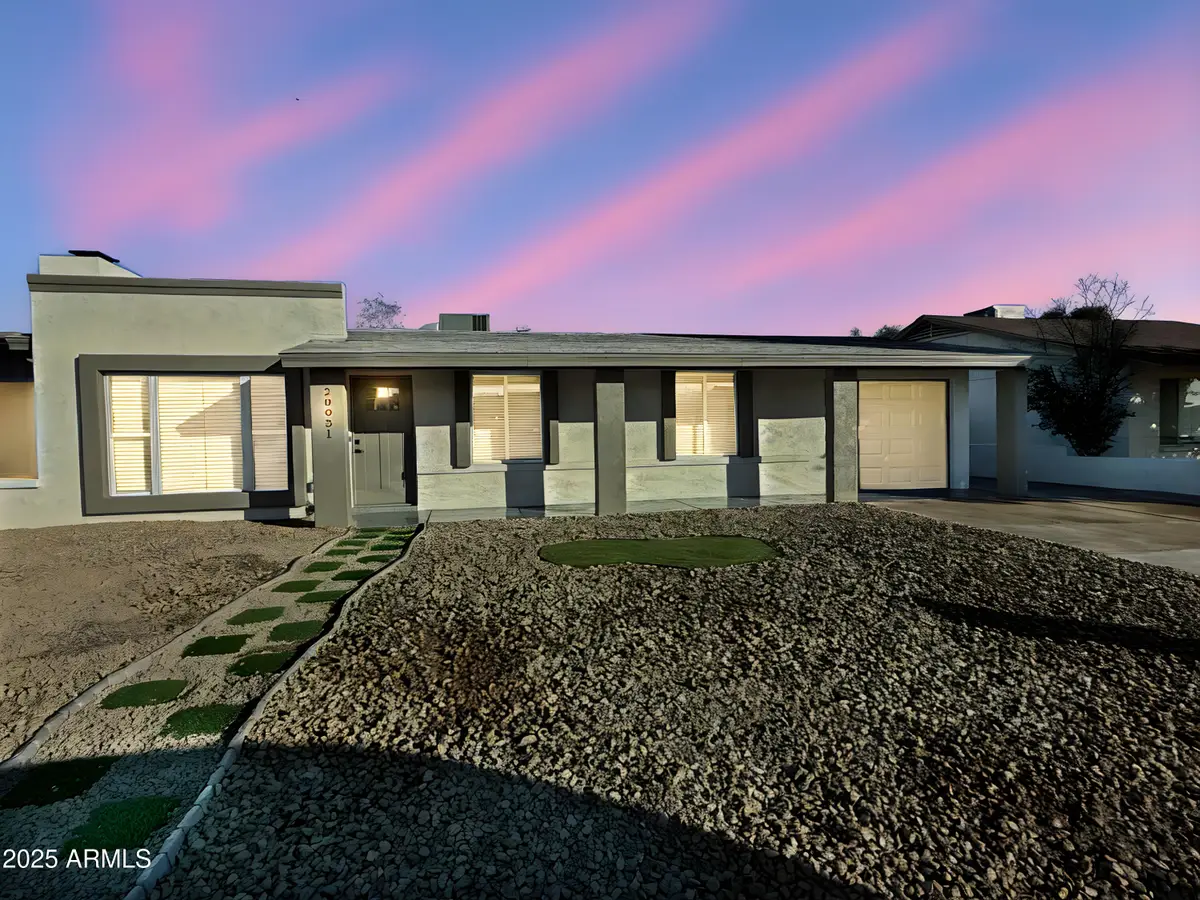 20031 N 18th Drive, Phoenix, AZ 85027 - Image #1