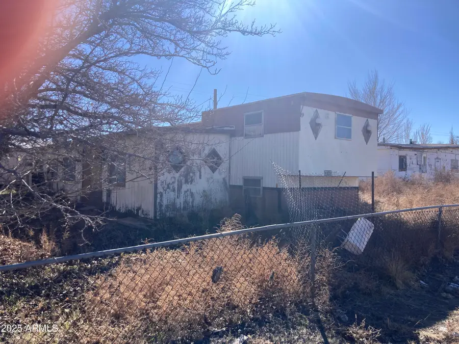 424 Encanto Drive, Holbrook, AZ 86025 - Image #2