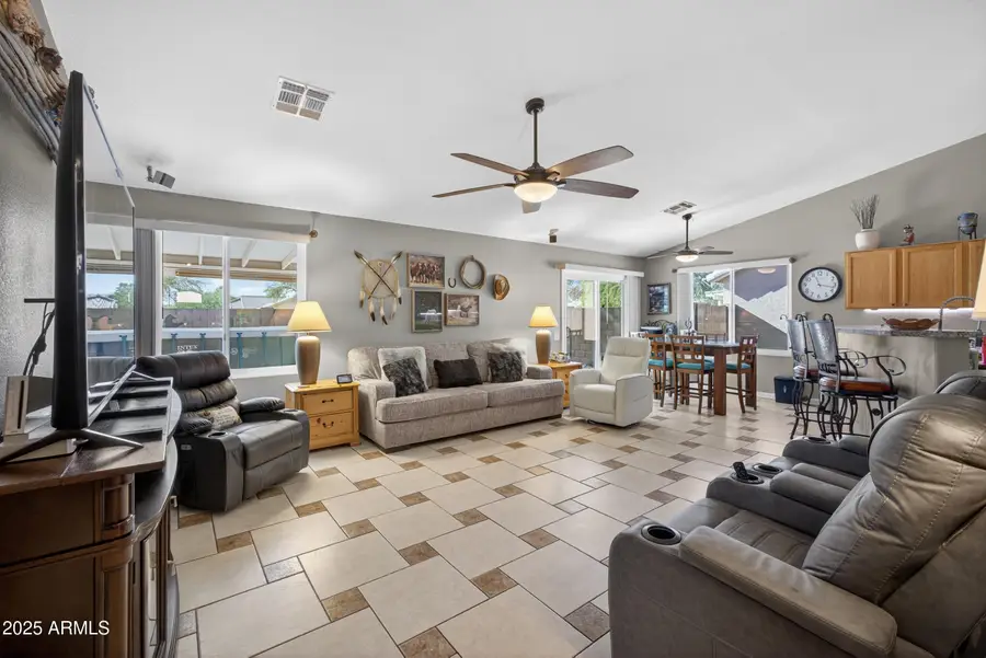 2161 W 17th Avenue, Apache Junction, AZ 85120 - Image #2