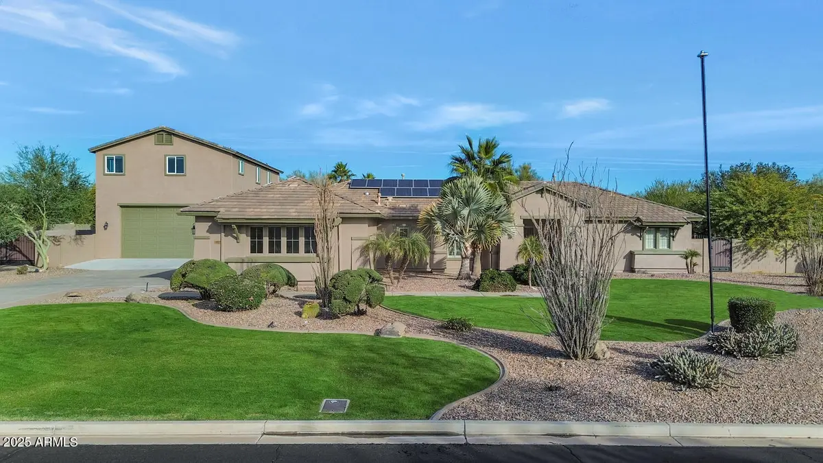 14426 W Becker Lane, Surprise, AZ 85379 - Image #1