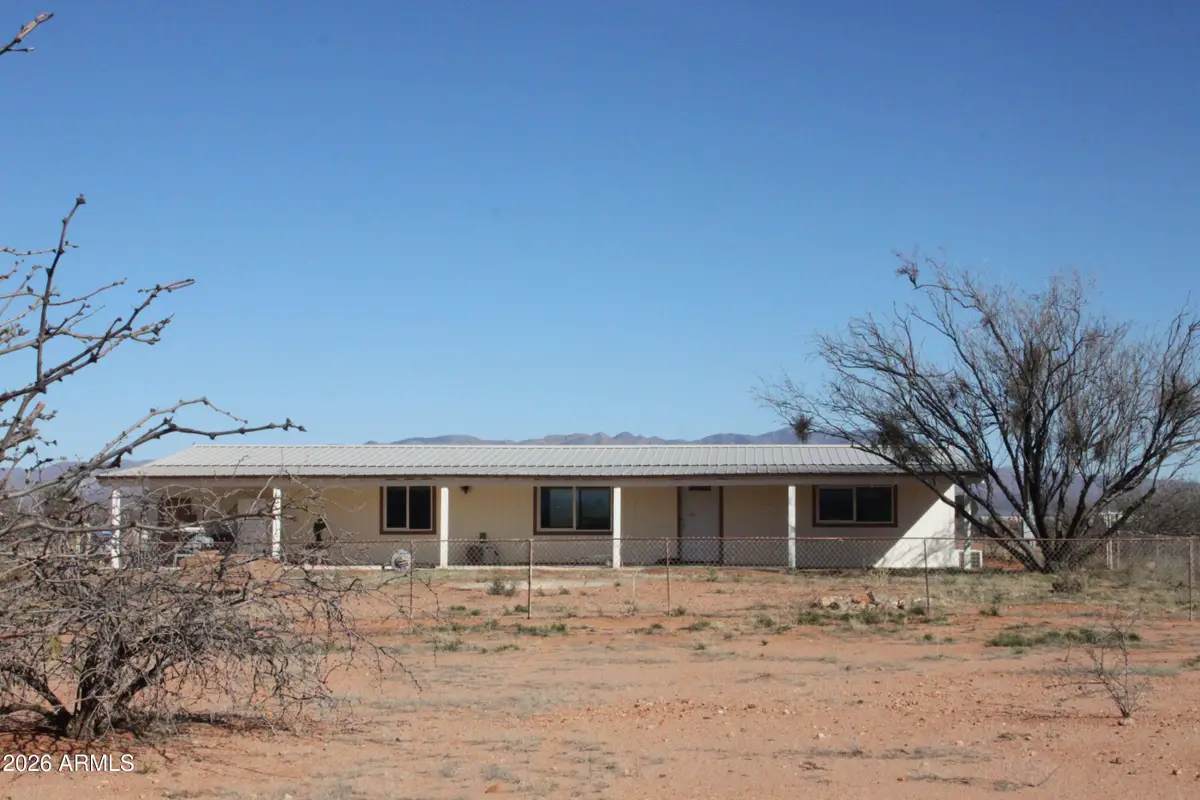 6229 S Natoma Trail, Hereford, AZ 85615 - #1