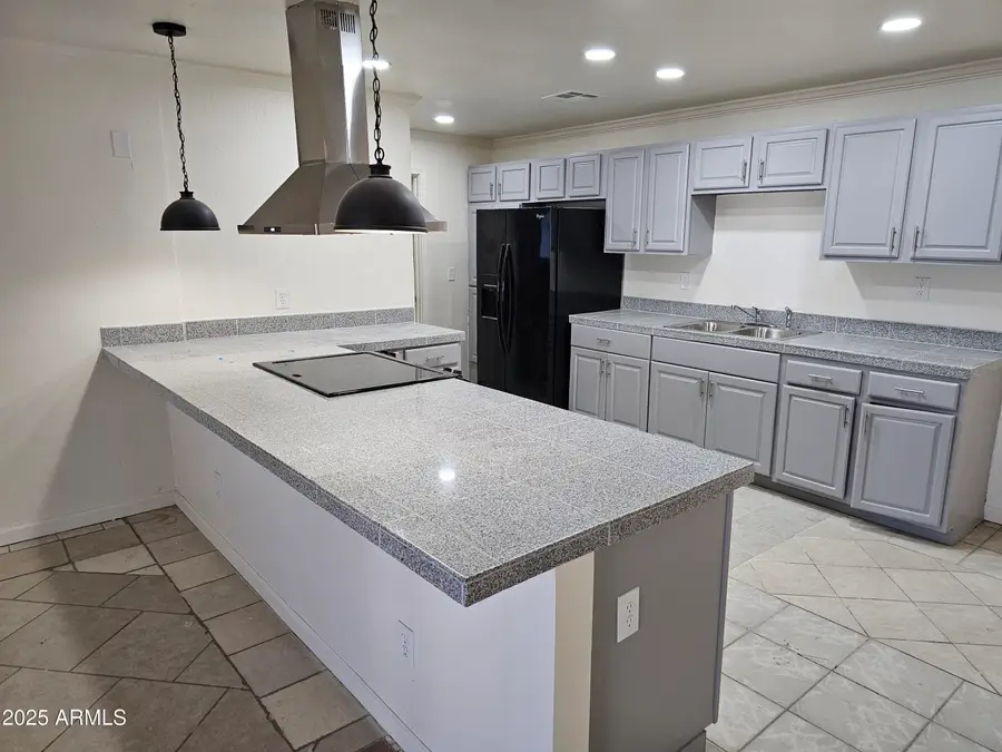 4721 W Monterosa Street, Phoenix, AZ 85031 - Image #2