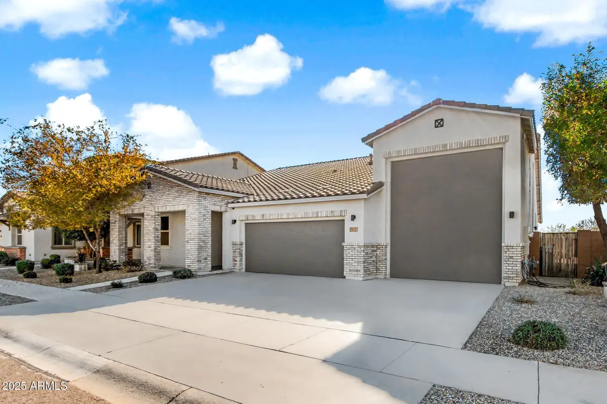 14121 W Crabapple Drive, Surprise, AZ 85387 - Image #1