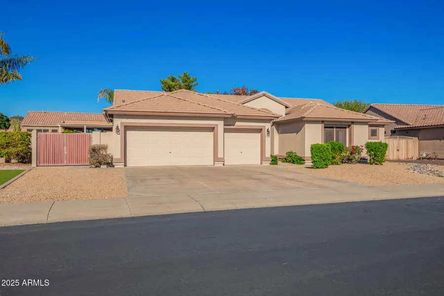 4616 W Whispering Wind Drive, Glendale, AZ 85310 - #3