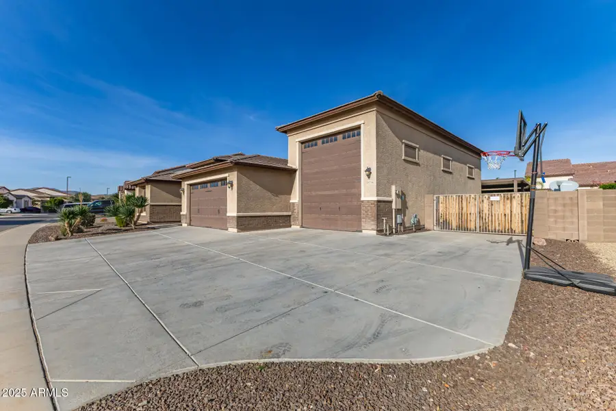 18334 W Marshall Lane, Surprise, AZ 85388 - Image #2