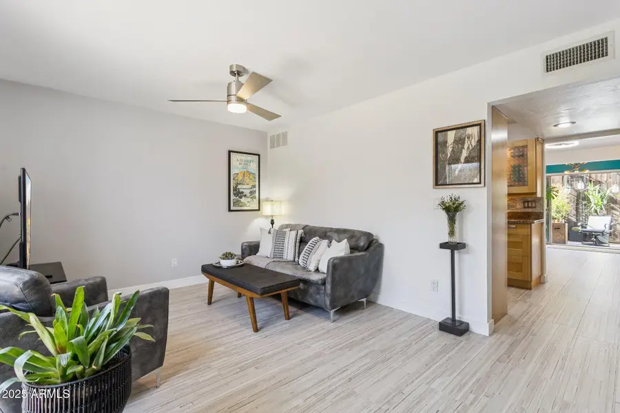 110 W Missouri Avenue #25, Phoenix, AZ 85013 - #3