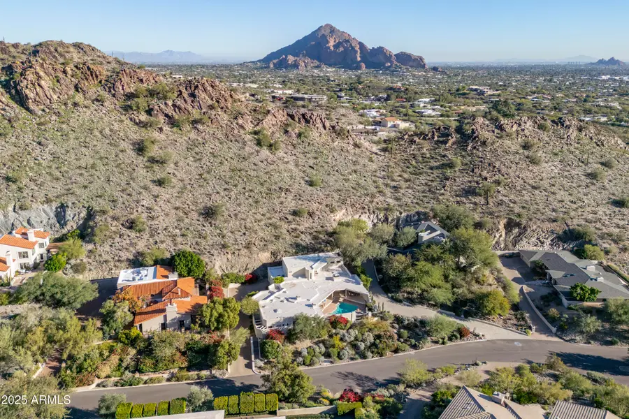 3500 E Lincoln Drive #17, Phoenix, AZ 85018 - Image #2