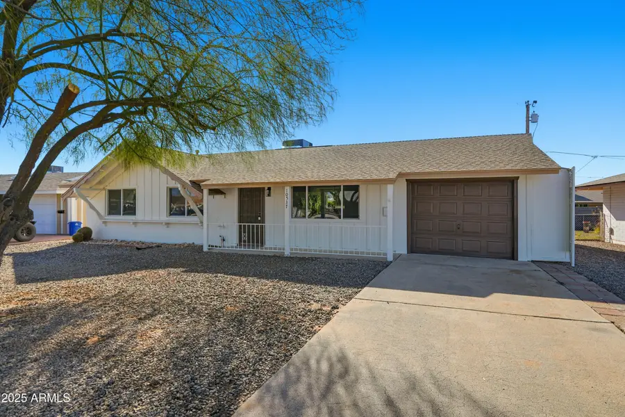 10537 W La Jolla Drive, Sun City, AZ 85351 - Image #2