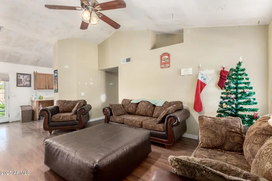 126 N Cottonwood Street, Chandler, AZ 85225 - Image #3