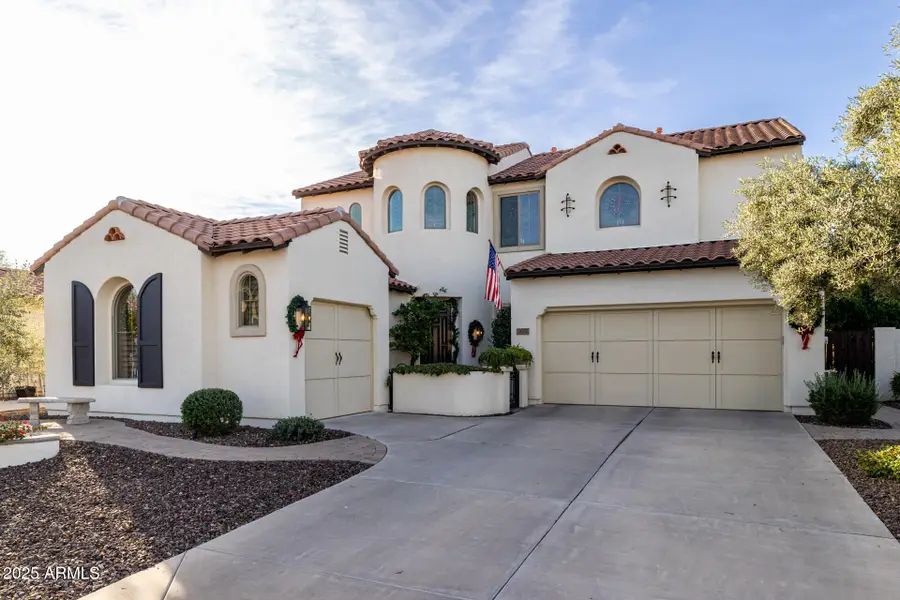 377 W Desert Broom Drive, Chandler, AZ 85248 - Image #2